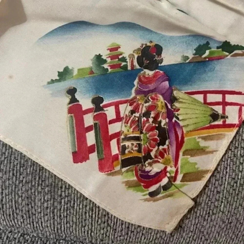 Hand Painted Vintage Japanese Silk Handkerchief Cream w/Image
